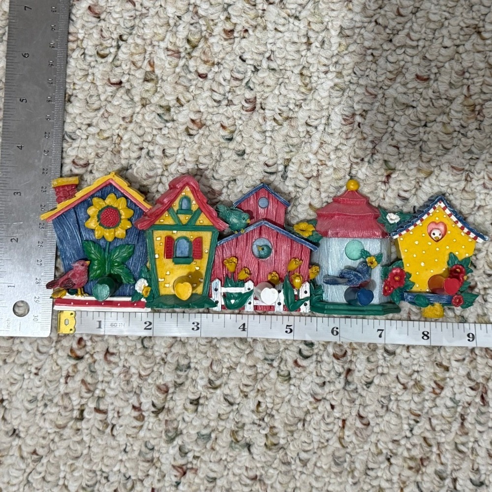 Colorful Birdhouse Wall Hooks Rack Cottage Garden Resin Hanging Organizer 1990s - Picture 5 of 6